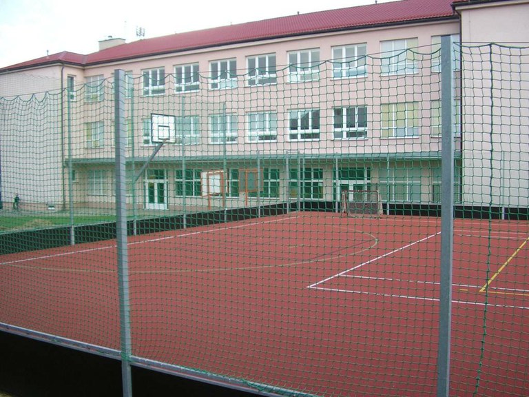 Rekreační sportování na hřištích škol Krásné Pole